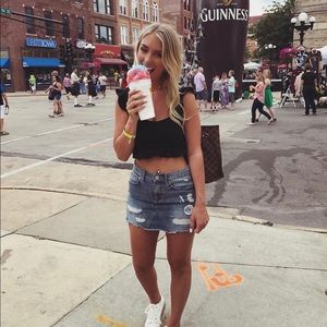 Black frill tank top